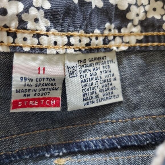 Union Bay Shorts Size 11 - Picture 4 of 4